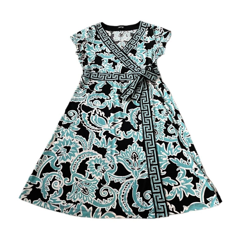 Apt 9 wrap dress size small